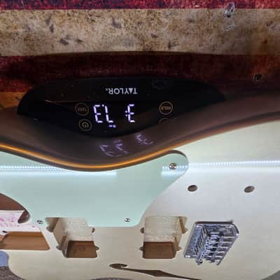 Squier FSR CABRONITA THINLINE TELECASTER - SHORELINE GOLD image 10