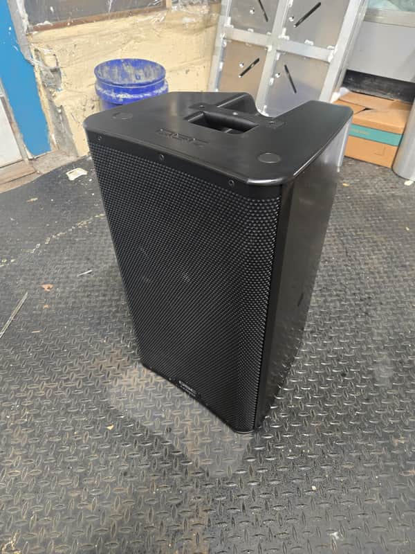 QSC K12.2 2-Way 2000-Watt 12" Active Loudspeaker image 1