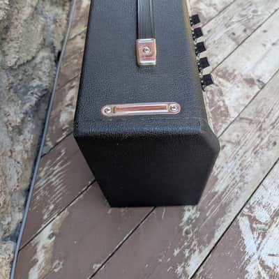 1972 Fender Vibro Champ 6-Watt 1x8" Combo image 7