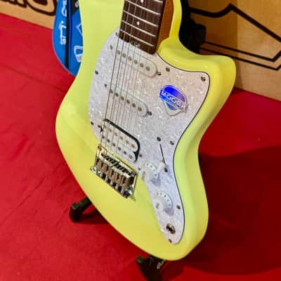 Mooer Guitars MLT10 (Travel/ Short Scale) CANDY YELLOW 2025 Super Light 2,5Kg image 6
