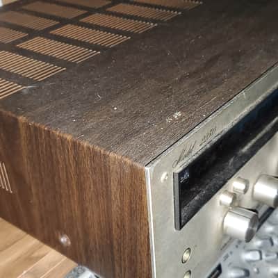 Marantz Model 2230 30-Watt Stereo Solid-State Receiver 1972 - 1974 - Silver with Wood Case image 2