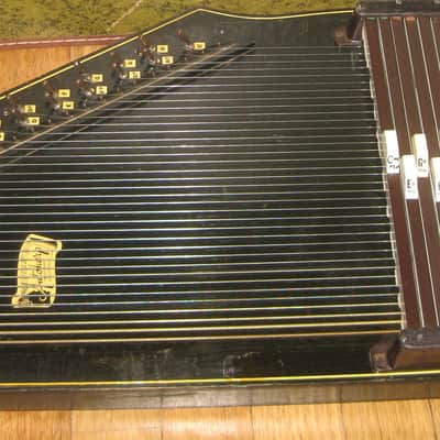 Oscar Schmidt Autoharp Bb Diatonic USA 60's Case Ready to Play image 3