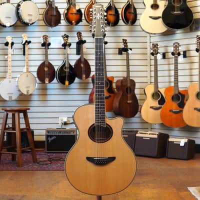 Yamaha APX700II-12 Thinline Acoustic-Electric 12-String Guitar Natural image 4