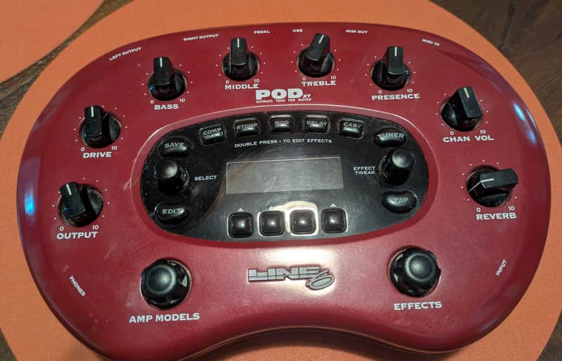 Classic Line 6 POD xt Multi-Effect and Amp Modeler 2002 - 2006 - Red image 1