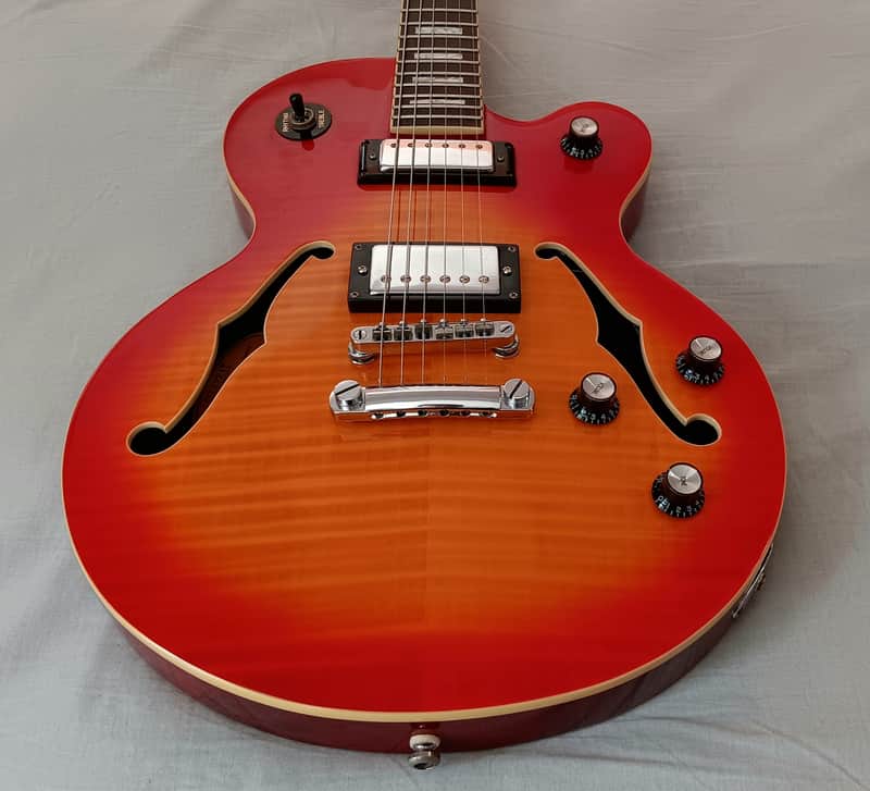 Epiphone Alleykat Semi-hollow Guitar (CLEAN! Grover Tuners - Case Included) 2000 - 2008 - Heritage Cherry Sunburst image 1