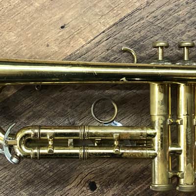 1958 F.E. Olds & Son Mendez Gold Lacquered Professional Bb Trumpet with Mouthpiece and Case image 6