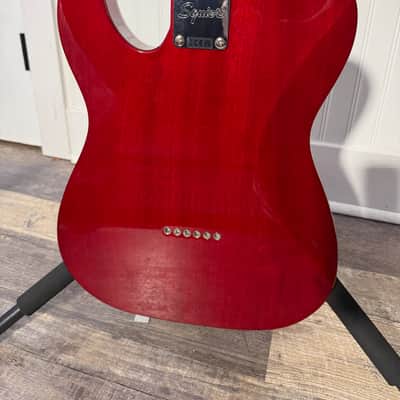 Squier Affinity Telecaster FMT SH 2024 - Present Crimson Red Transparent image 4