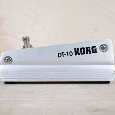Korg DT-10 Chromatic Pedal Tuner Silver image 3