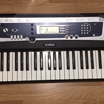 Yamaha YPT-210 2017ish - Black and Silver