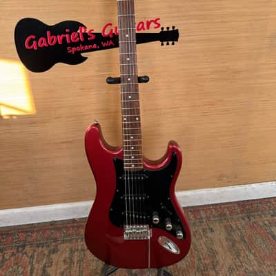 Focus 111S by Kramer Red Metallic Electric Guitar w Gig Bag image 2