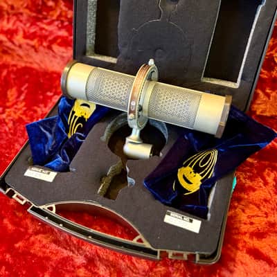 STC Coles 4050 stereo ribbon microphone set original uk bbc image 2