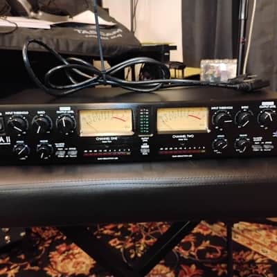 ART Pro VLA II 2-Channel Vactrol Compressor | Reverb