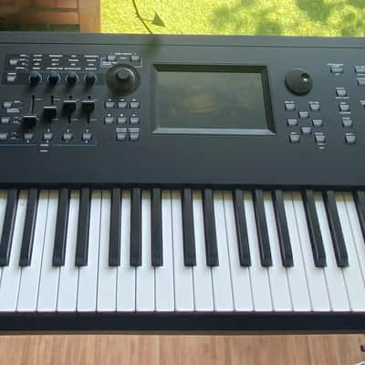 Yamaha MODX8 Synthesizer 2020