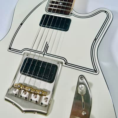 Belltone® B-Classic One - Olympic White image 3