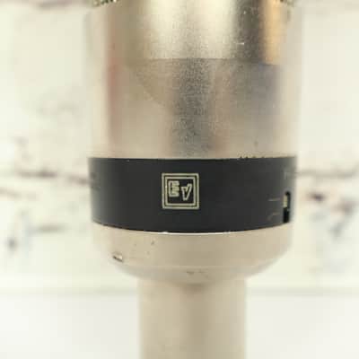 Electro-Voice RE27N/D Cardioid Dynamic Broadcast Microphone W/ Suspension Mount image 8