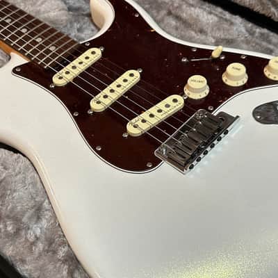 Fender American Ultra Stratocaster USA Electric Guitar 2020 - Arctic Pearl image 14