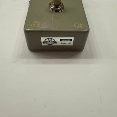 CKK Electronic Royal Fuzz Distortion Rare Guitar Effect Pedal + Original Box image 4