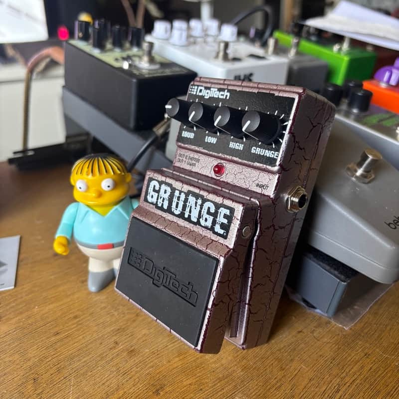 Digitech Grunge Distortion Pedal - Vintage Tone at a Fair Price