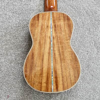 Big Island Ukulele Co. Solid Koa Deluxe Soprano Abalone Inlay KX-SPG W/ Carrying Case image 5