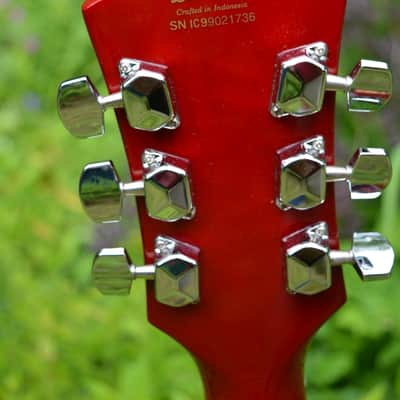 2000's DeArmond M65-C Guitar in a Cherry Sunburst finish, w/New Black Dunlop Straploks & New Black Garry Hardshell Case ~ Mint ! image 8