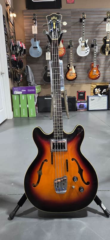 Guild Starfire Bass