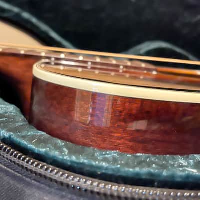 Guild Westerly Collection OM-140CE ALL SOLID with fitted Guild case Pau Ferro Fretboard 2019 - Present - Sunburst image 5