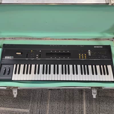 Ensoniq ESQ-1 Digital Synthesizer W/Anvil case FREE SHIPPING image 2