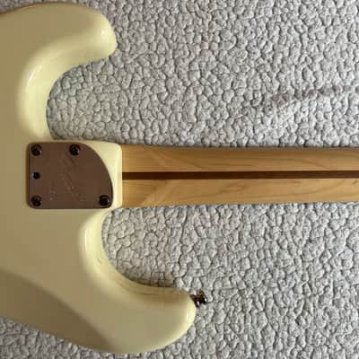 Fender Jeff Beck Artist Series Stratocaster with Hot Noiseless Pickups 2001 - Present - Olympic White image 13