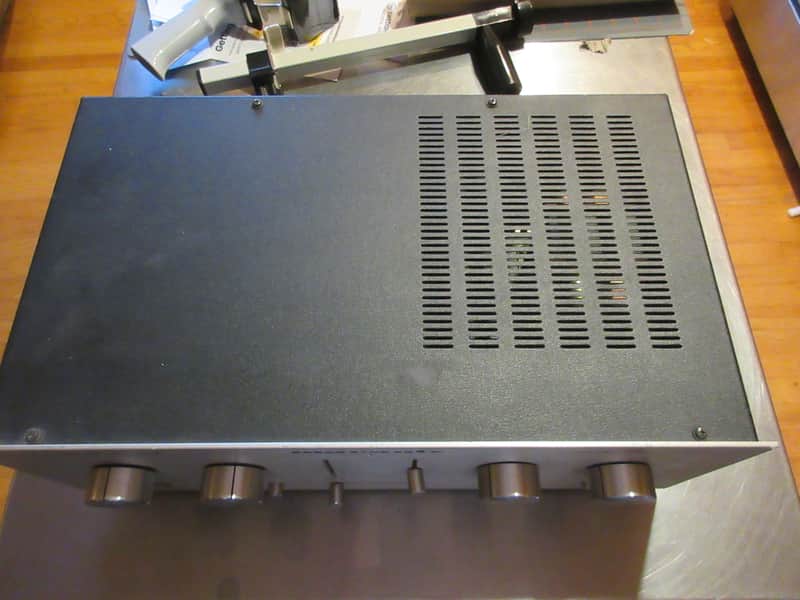 Marantz Model 1060 Stereo Console Amplifier 1971 - 1978 - Silver image 1