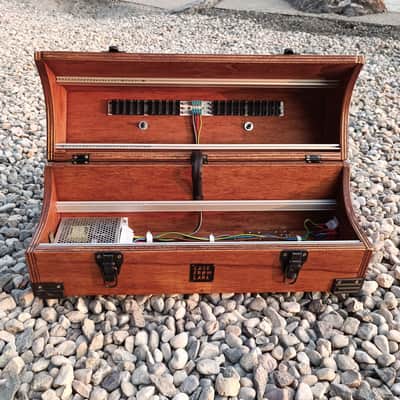 6U Eurorack Case Powered, 84 or 104 hp, modular synthesizer image 5