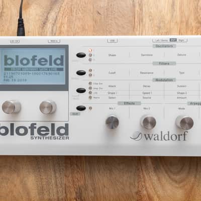 Waldorf Blofeld Desktop Synthesizer 2007 - Present - White