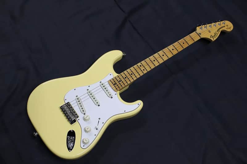 ギター Fender USA Yngwie Malmsteen Signature Fender USA Yngwie Malmsteen Stratocaster (Vintage White/Rosewood