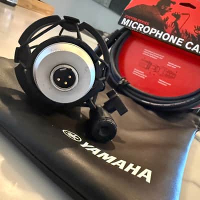 RODE NT2-A Studio Microphone Bundle + Premium D’Addario XLR Cable image 4