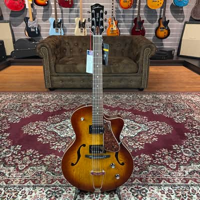 Godin 5th Avenue CW Kingpin II HB Cognac Burst + NEW + S.# 050932000928 image 2
