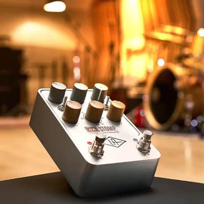 Universal Audio UAFX OX Stomp Dynamic Speaker Emulator Pedal, Demo Video! image 2