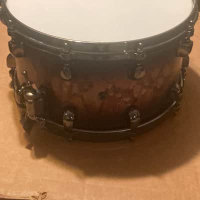 Tama Starclassic Maple 2021 - Molten Satin Brown Burst W/Black Nickel image 2