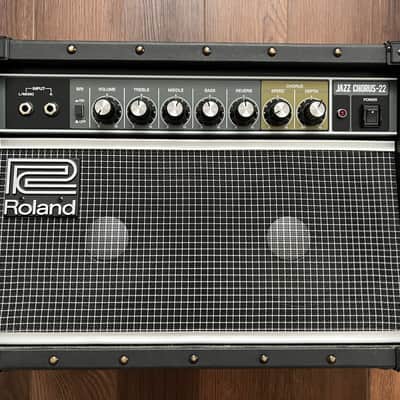 Roland JC-22 Jazz Chorus 2-Channel 30-Watt 2x6.5" Guitar Combo 2016 - Present - Black image 1