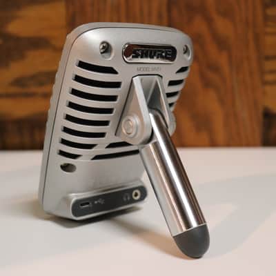 Shure MOTIV MV51 iOS / USB Large Diaphragm Condenser Microphone Black & Silver image 5