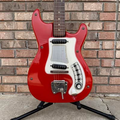 Hagstrom I 1960s - Red image 1