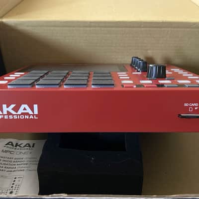 AKAI MPC ONE+ Standalone MIDI Sequencer w/128GB SD card and Expansions - Red image 10