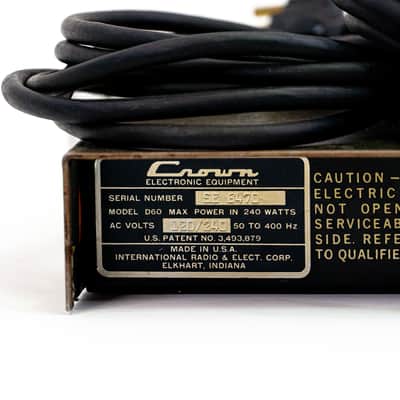 Crown D-60 Dual Channel Power Amplifier with Pair of 25' Speaker Cables image 8
