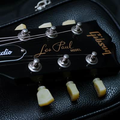 Gibson Les Paul Studio 2024 - Present - Ebony image 2