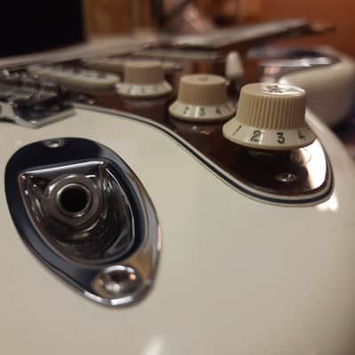 Fender Stratocaster Special Edition 2009 - Olympic White Plus upgrades image 9
