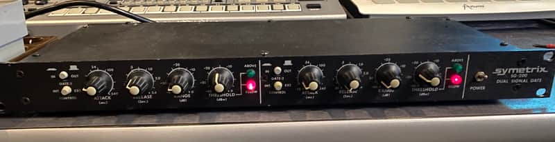Symetrix SG-200 mid 1980 TOGGLE Switch Version, Slow Gear attack image 1