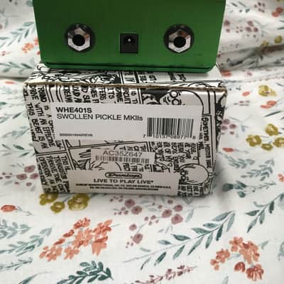 Way Huge WHE401 Swollen Pickle MkII Jumbo Fuzz 2010 - 2019 Green image 5