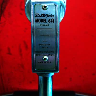 Vintage 1960's Electro-Voice 641 Omnidirectional Dynamic Microphone w Atlas DS-2 model desk stand display prop repair 638 image 12