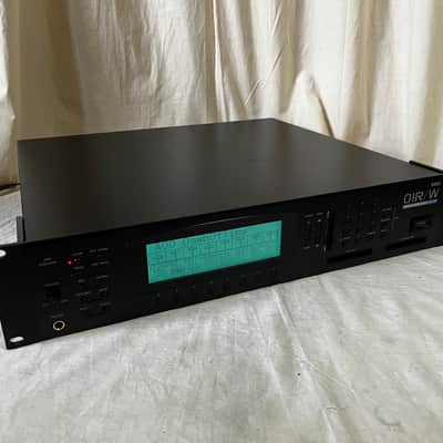 Korg 01R/W MUSIC WORKSTATION rack module of 01/W New battery and backlight panel image 1