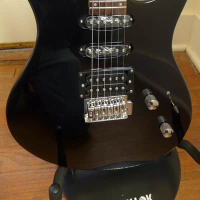 Washburn RX10 Electric Guitar Starter Pack w/ Accessories - Black image 2