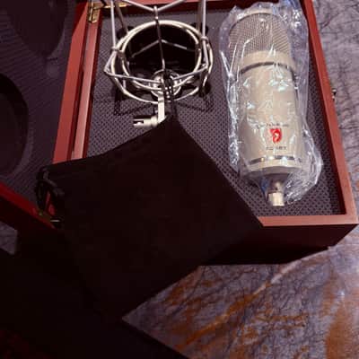 Lauten Audio Atlantis FC-387 FET Condenser Mic 2010s - Champagne image 4