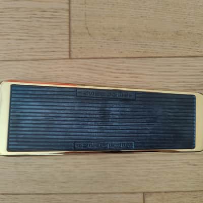 Dunlop GCB95G 50th Anniversary Cry Baby Wah 2017 - 2019 - Gold image 6